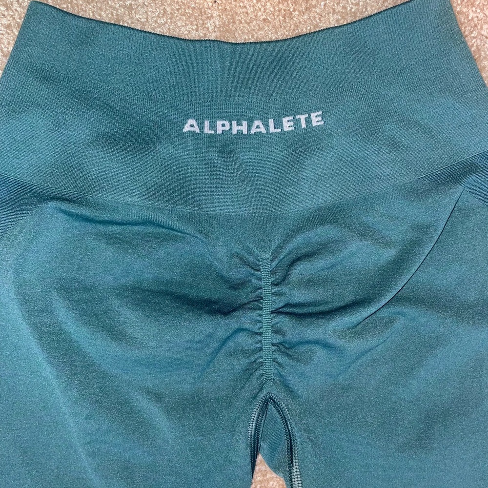 SOLD!!! Pier Blue Alphalete Amplify Legging